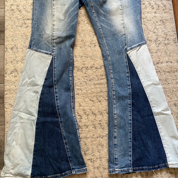 Womens flare multi pattern denim color jean - Picture 2 of 8